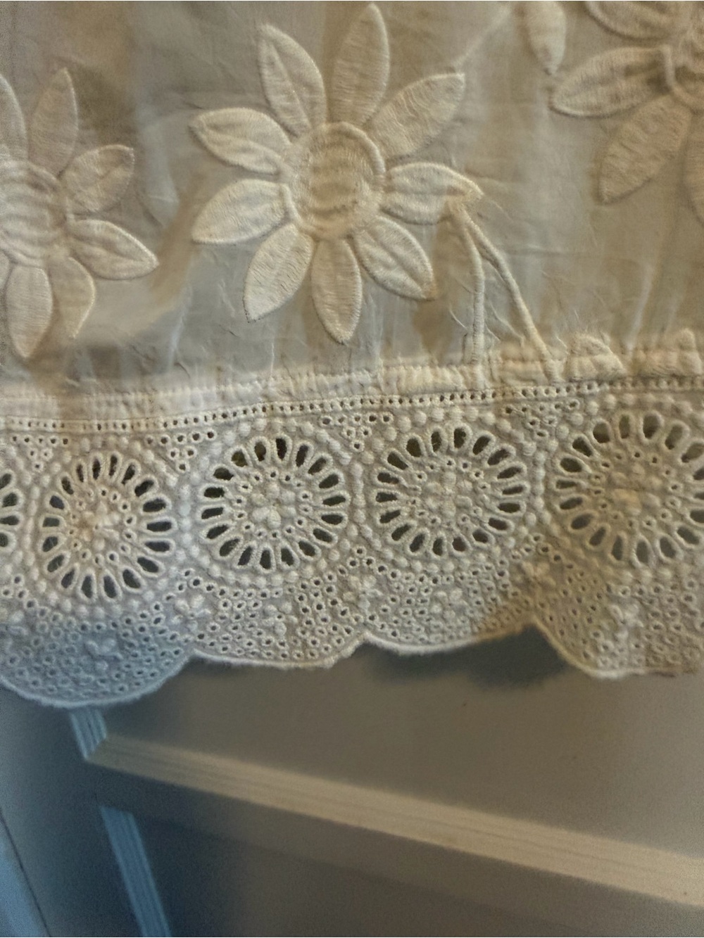 Johnny Was White Embroidered V-Neck Tunic - Picture 8 of 8